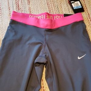 Nike dri fit crop leggings